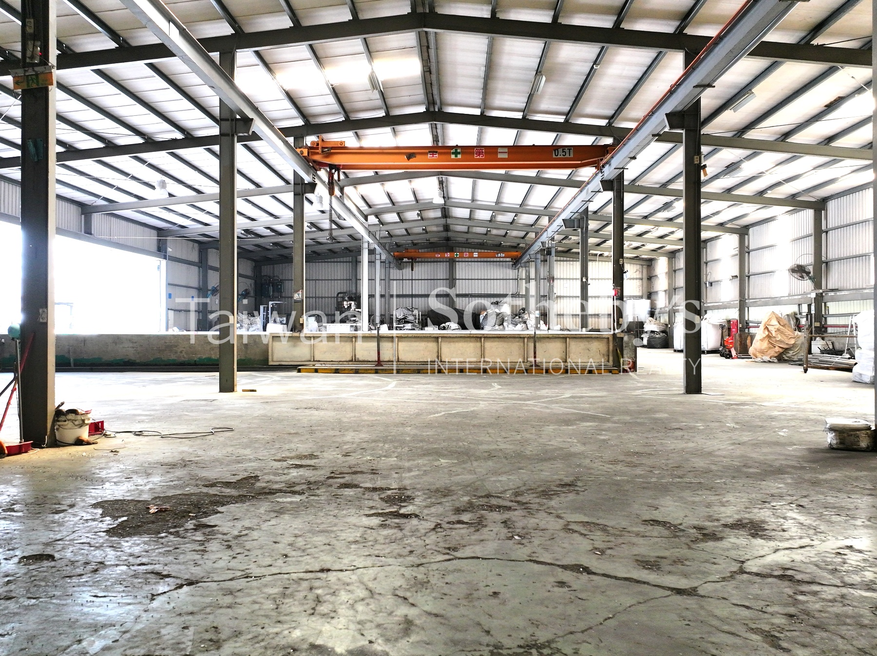 大湳交流道旁大馬路丁建農地1425坪現場實景